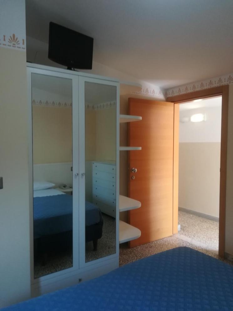 Hotel Centrale سان بنيديتّو ديل ترونتو المظهر الخارجي الصورة